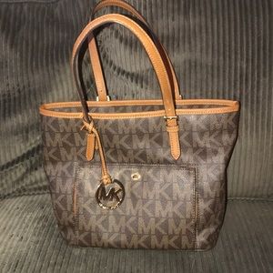 Michael Kors Jet Set Travel Logo Tote with wallet